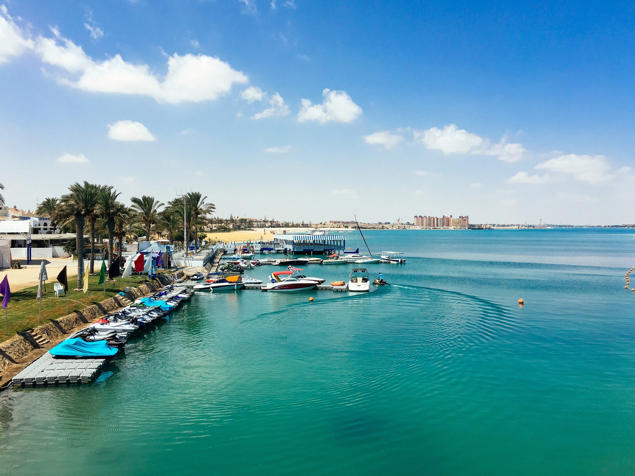 Execution of works for the western and southern lakes in the southwestern part of New Alamein City.